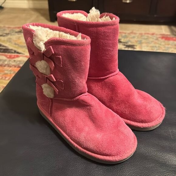 UGG KOOLABURRA Victoria Fandango Pink Suede Faux Fur Short Boot - Picture 1 of 8